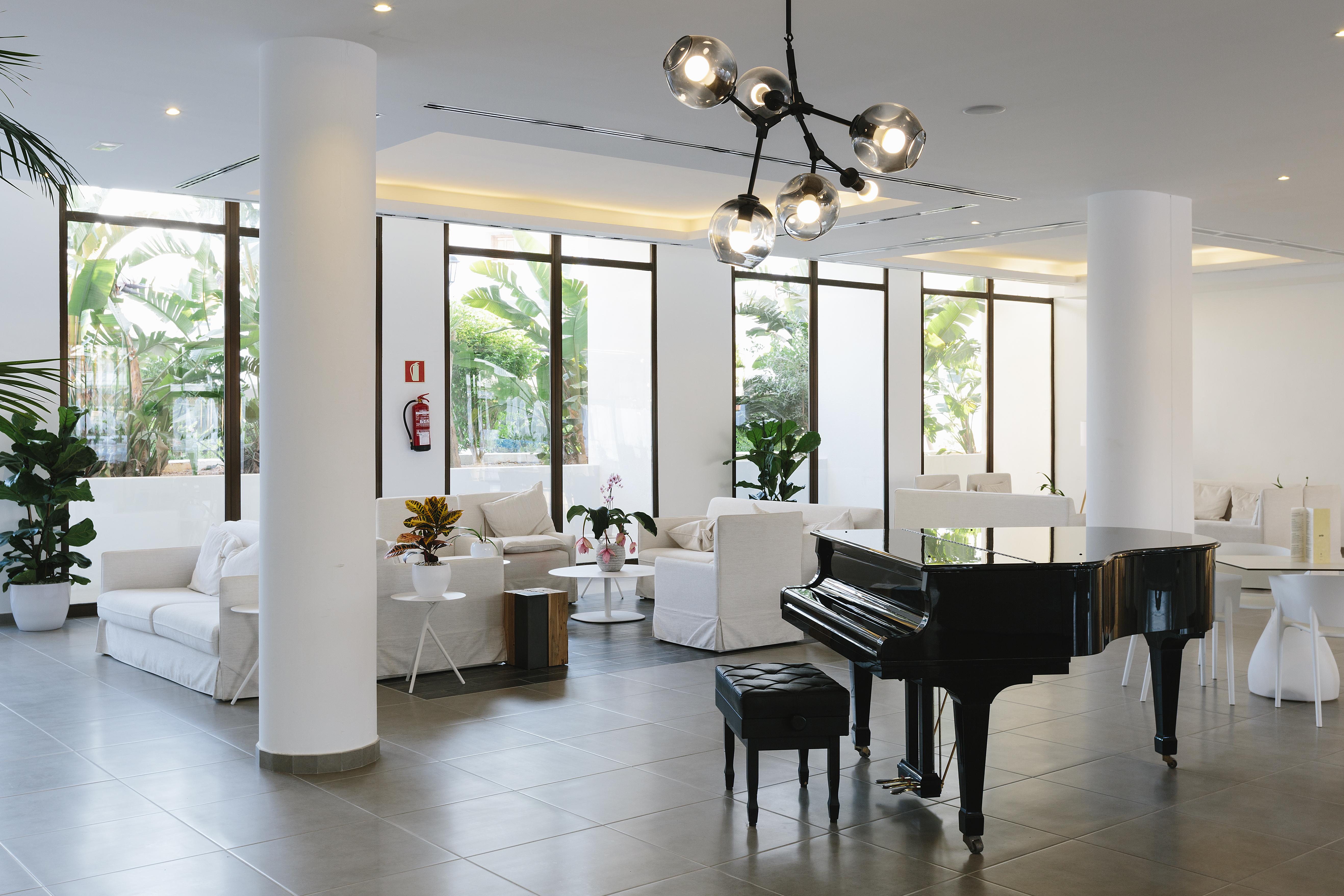 Aluasoul Ibiza - Adults Only Hotel Es Cana Eksteriør billede