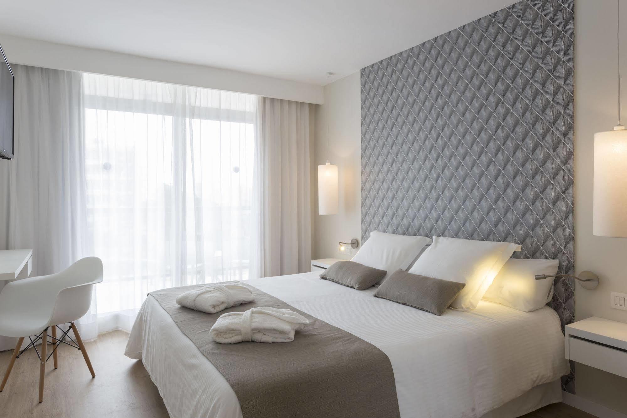 Aluasoul Ibiza - Adults Only Hotel Es Cana Eksteriør billede